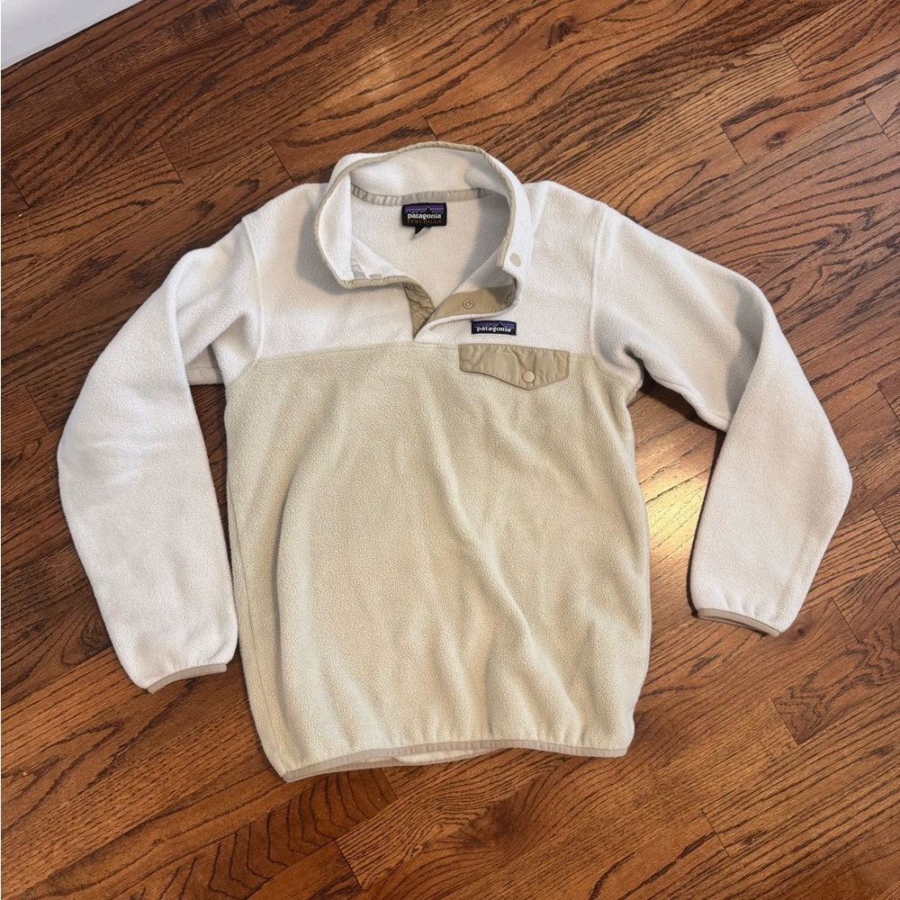 Patagonia Snap-T Synchilla Off White and Tan